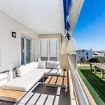 By Riva - Gorgeous 2 Bedroom In Centre Of Puerto Banus Lägenhet Marbella