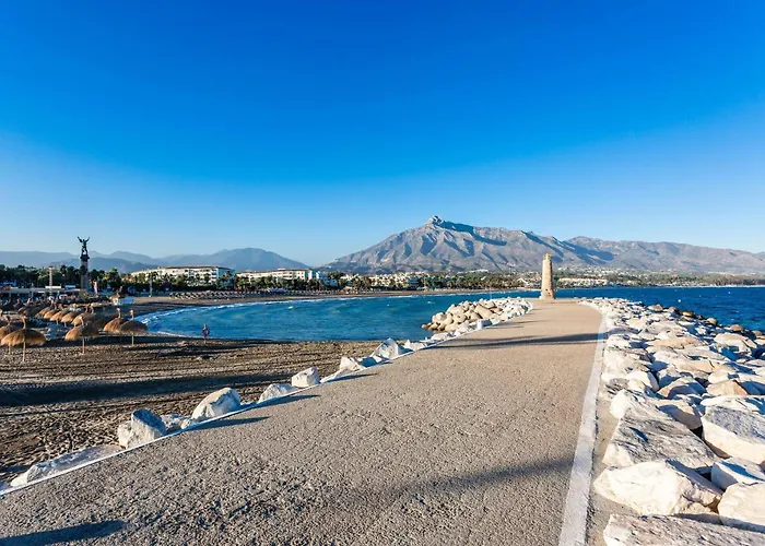 By Riva - Gorgeous 2 Bedroom In Centre Of Puerto Banus