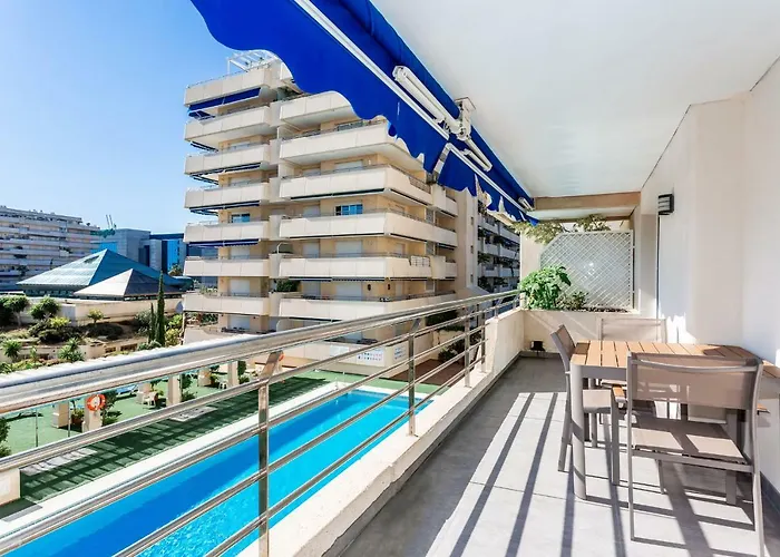 By Riva - Gorgeous 2 Bedroom In Centre Of Puerto Banus Apartment