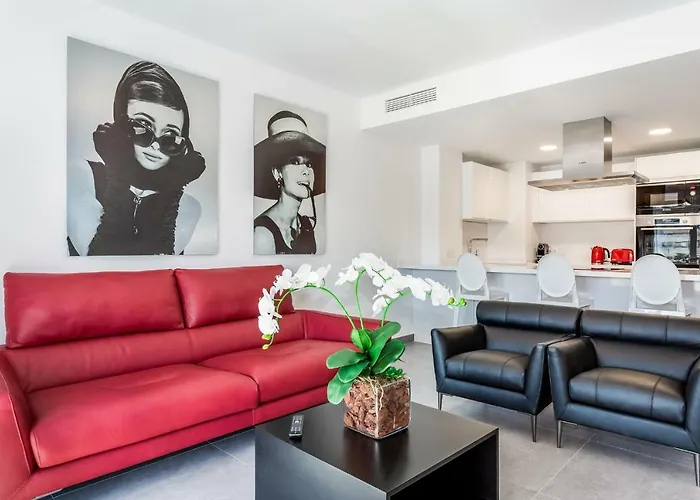 Apartment By Riva - Gorgeous 2 Bedroom In Centre Of Puerto Banus Marbella