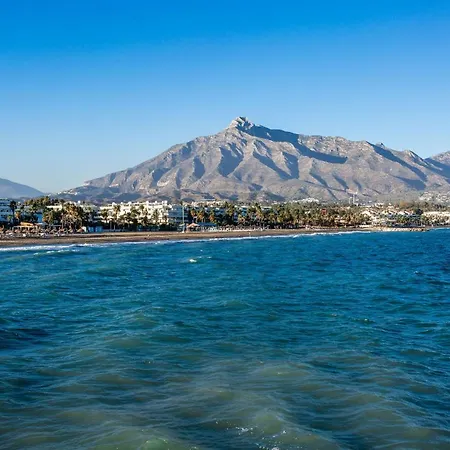 By Riva - Gorgeous 2 Bedroom In Centre Of Puerto Banus