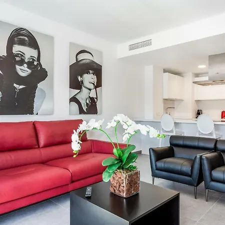 公寓 By Riva - Gorgeous 2 Bedroom In Centre Of Puerto Banus 马尔韦利亚
